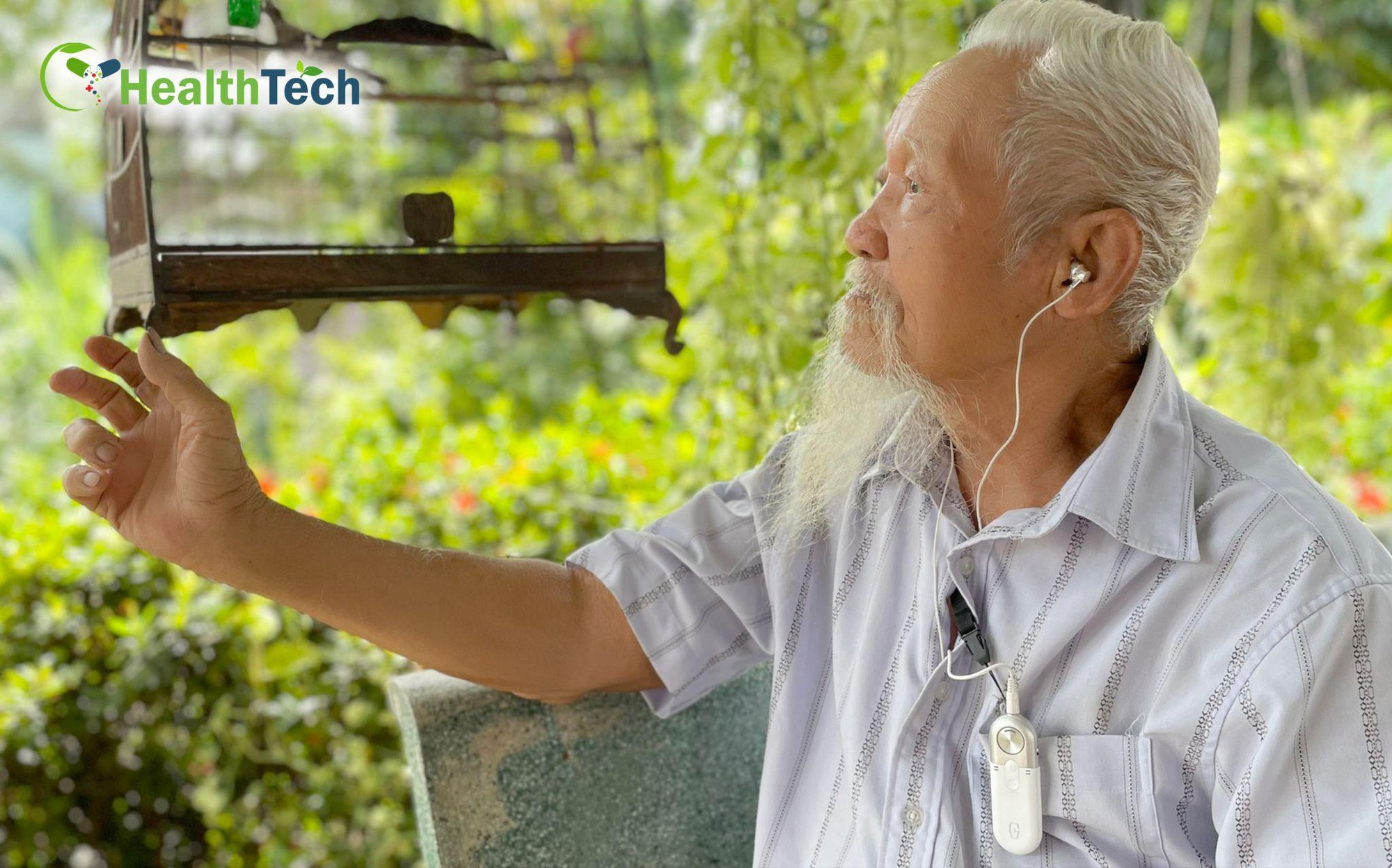 Máy trợ thính dành cho người cao tuổi